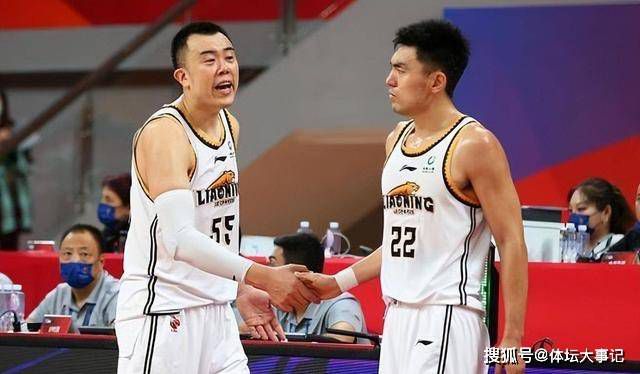 我问他有什么要求，他说我要好好准备，你给我找点军装来穿。